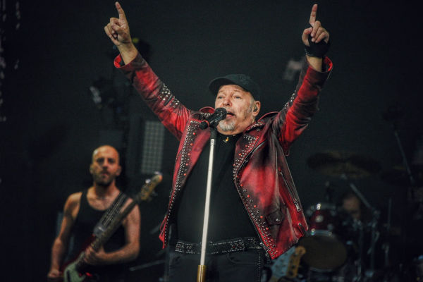 Vasco Rossi Marco Carulli Torino Foto