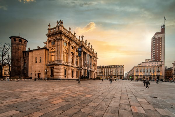 A Spasso per Torino Libro Marco Carulli